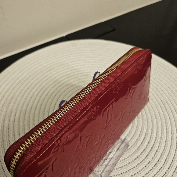 Louis Vuitton Zippy Wallet Monogram Vernis – Pomme d’Amour (Red) | BRAND NEW - Picture 5 of 14